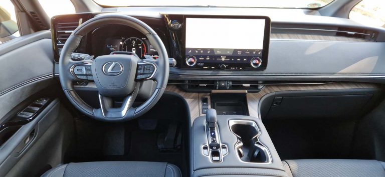 Lexus LM 350h Luxury Interieur