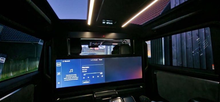 Lexus LM 350h Luxury Font