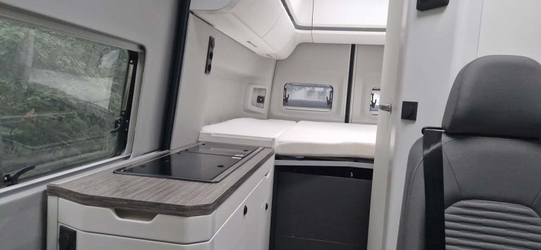 VW Grand California 600 Innenraum